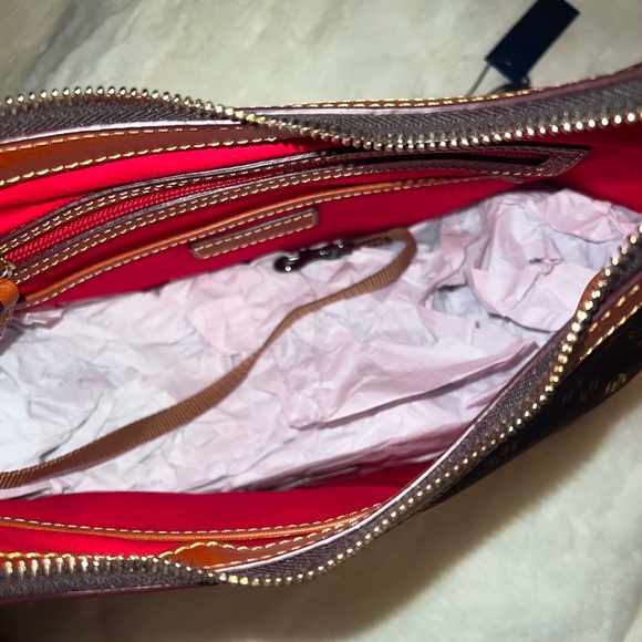 Dooney & Bourke - Picture 3 of 3